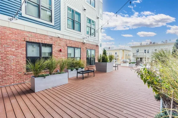 $629,000 | 99 Foundry Place, Unit 306, Portsmouth, NH 03801