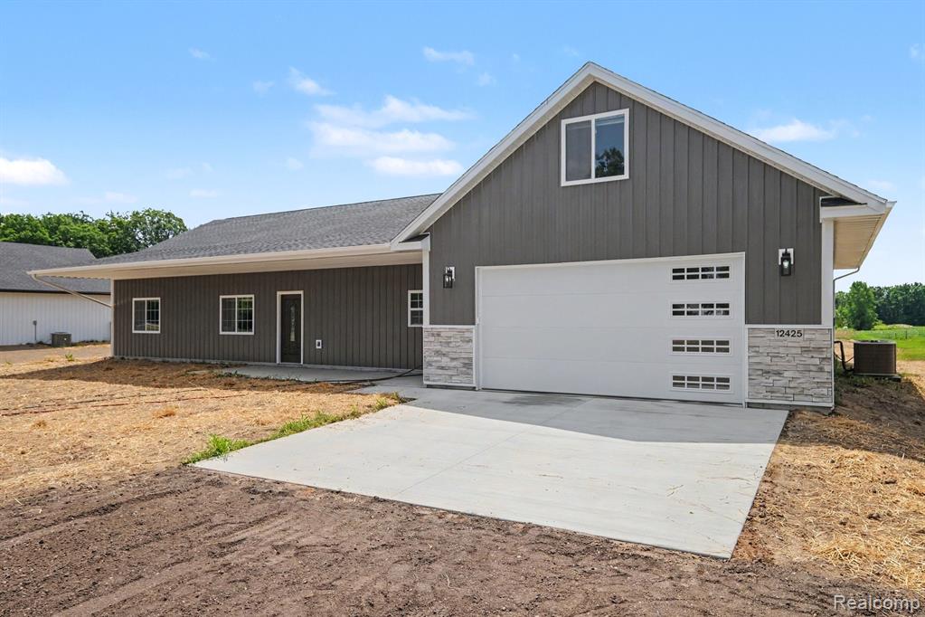 12425 Old Miller Road Lennon, MI 48449 - Photo 3 of 26 Gallery Image 3