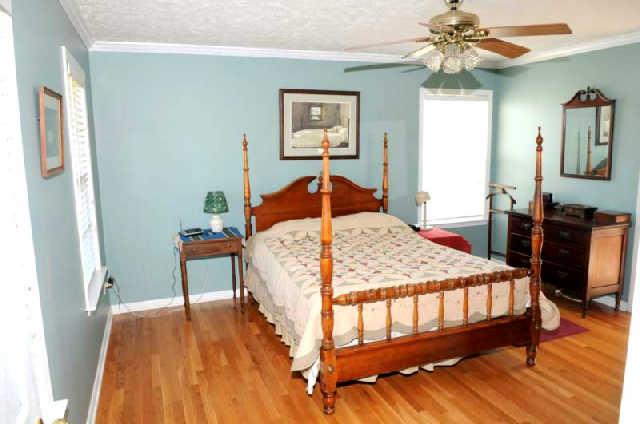2299 Hunter Road Lewisburg, TN 37091 - Photo 9 of 19 Check out the spaciousness of this large master bedroom located on the main floor.