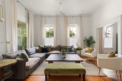 $995,000 | 2910 Houston Avenue, Houston, TX 77009