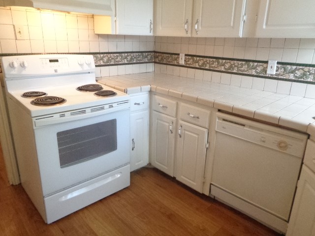 5502 Deep Forest Drive Houston, TX 77092 - Photo 8 of 28