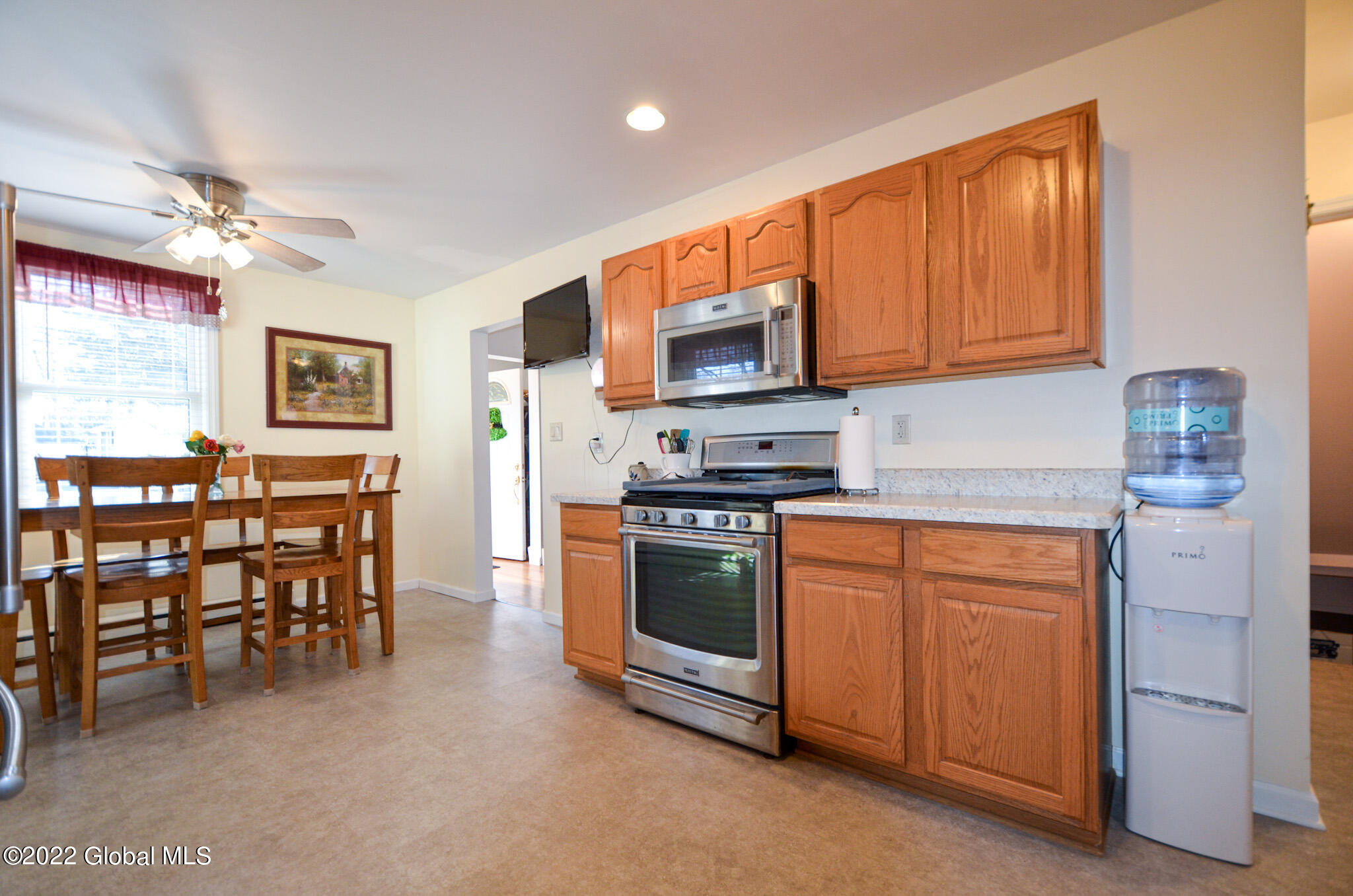 239 Whiteview Road Wynantskill, NY 12198 - Photo 12 of 63 DSC_0286