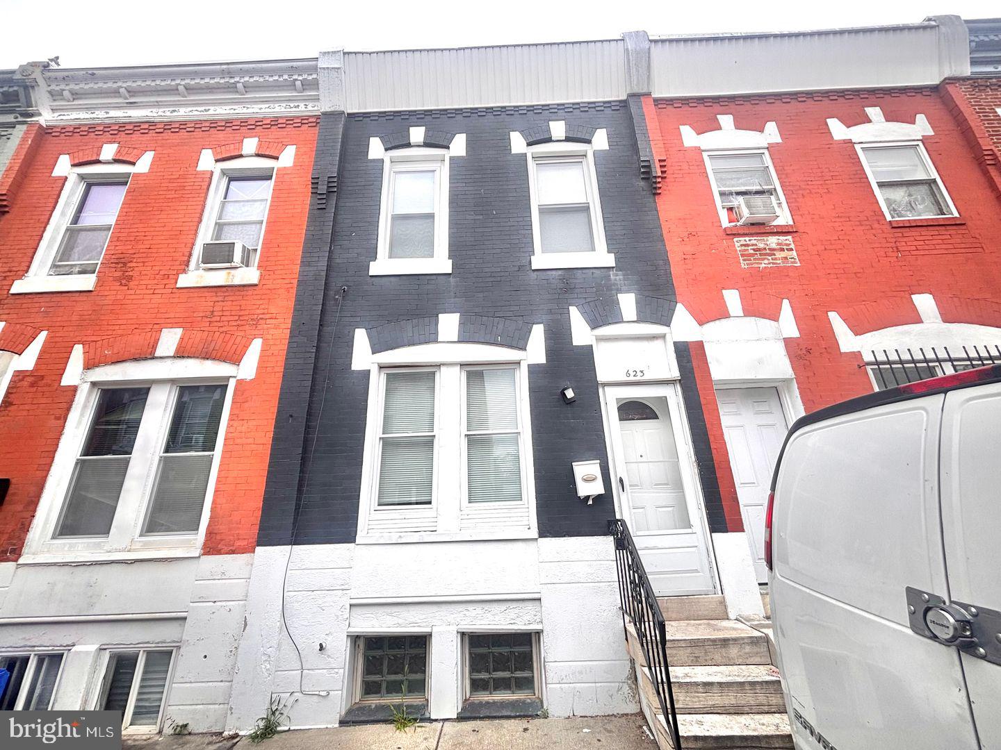 623 Fitzgerald Street Philadelphia, PA 19148 - Photo 2 of 21