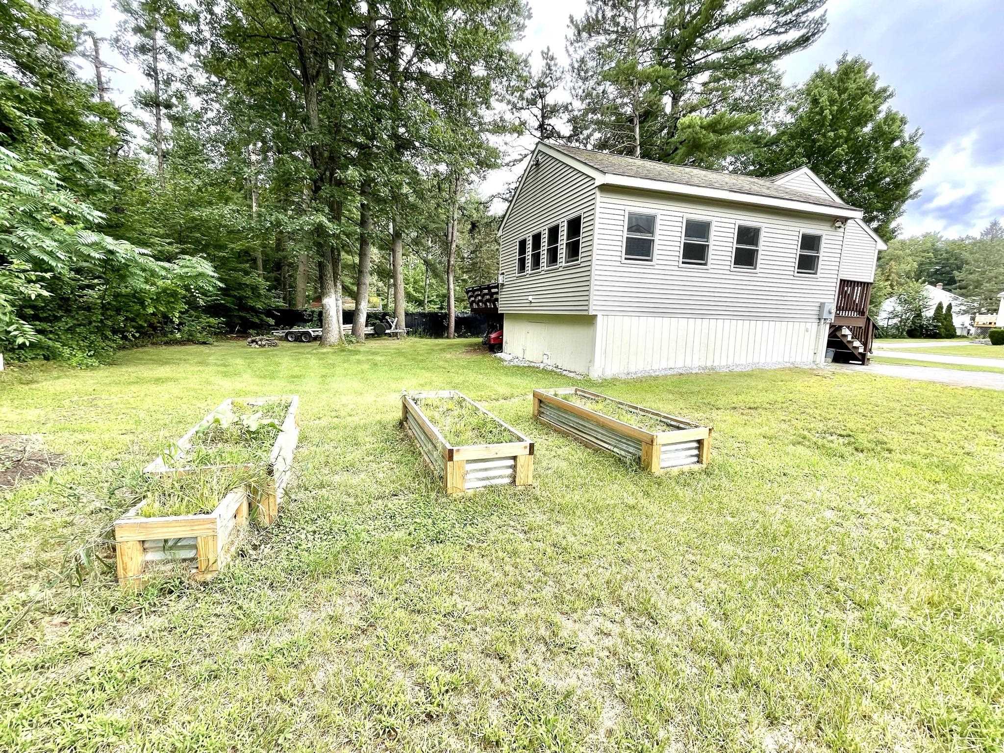 44 Pine Acres Road Concord, NH 03301 - Photo 3 of 22