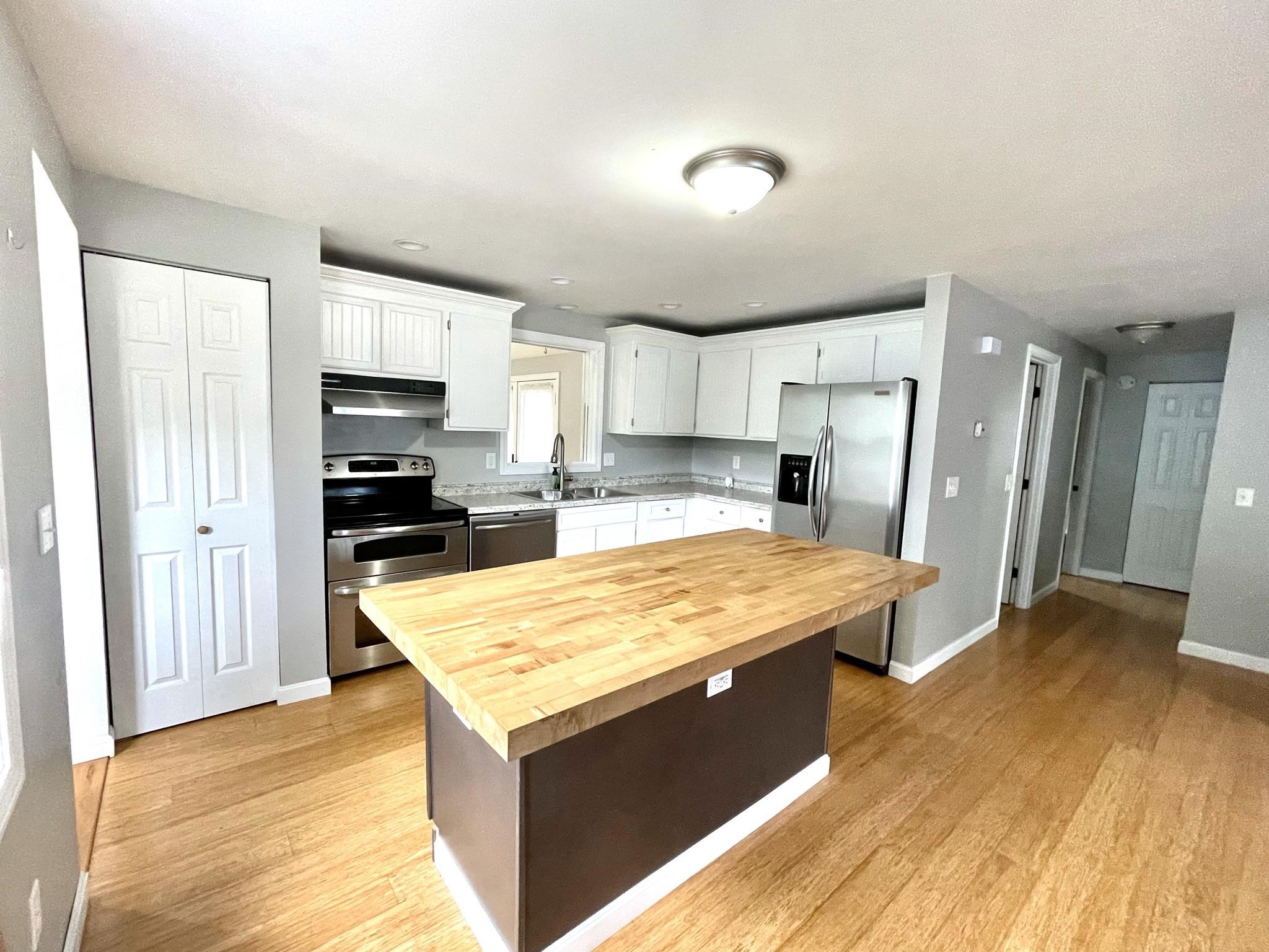 44 Pine Acres Road Concord, NH 03301 - Photo 8 of 22
