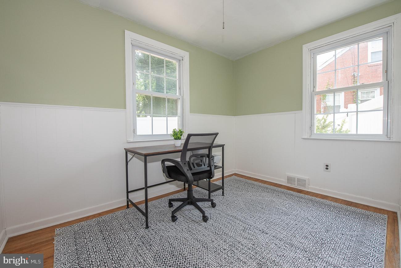 151 Schuyler Road Springfield, PA 19064 - Photo 20 of 33 1st Floor 2nd Bedroom