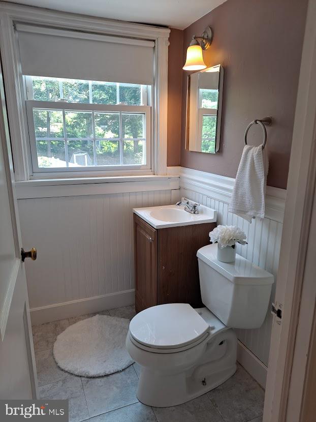 151 Schuyler Road Springfield, PA 19064 - Photo 29 of 33 Half Bath 2nd Level