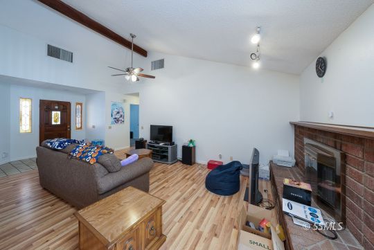 424 Mt Rainier Place Ridgecrest, CA 93555 - Photo 2 of 31 Gallery Image 2