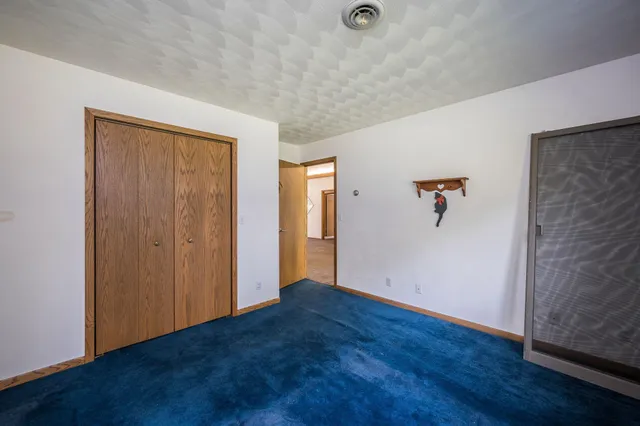 $389,000 | 1910 Knollwood Drive, Fairmont, MN 56031