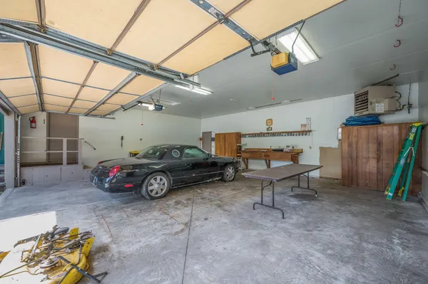 $389,000 | 1910 Knollwood Drive, Fairmont, MN 56031