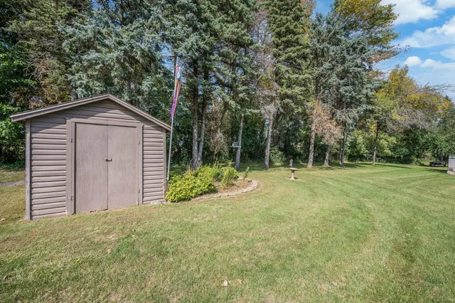 $389,000 | 1910 Knollwood Drive, Fairmont, MN 56031