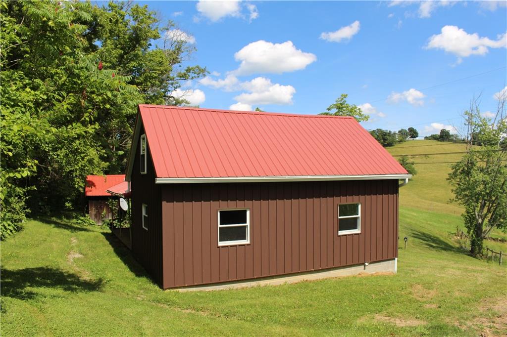 97 Wonsettler Road Scenery Hill, PA 15360 - Photo 3 of 33