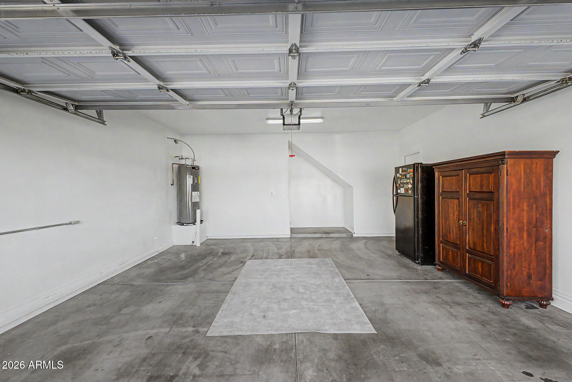 7206 South 12th Way Phoenix, AZ 85042 - Photo 30 of 34 a view of a room with gym equipment