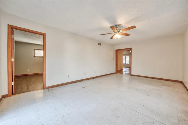 $325,000 | 7625 Baltimore Avenue, Kansas City, MO 64114