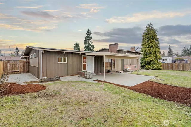 $595,000 | 616 117th Street South, Tacoma, WA 98444
