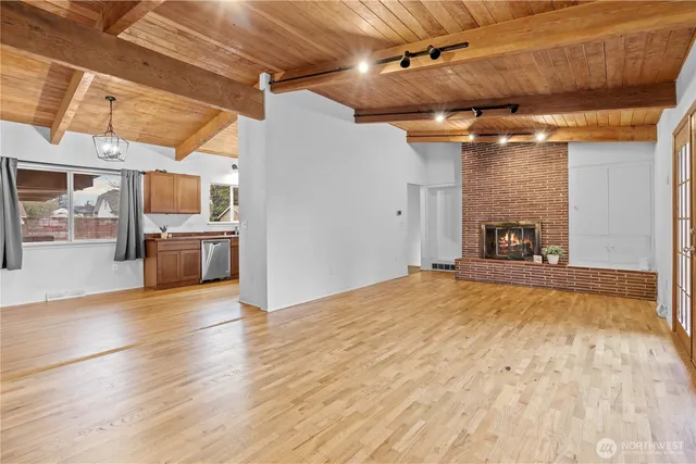 $595,000 | 616 117th Street South, Tacoma, WA 98444