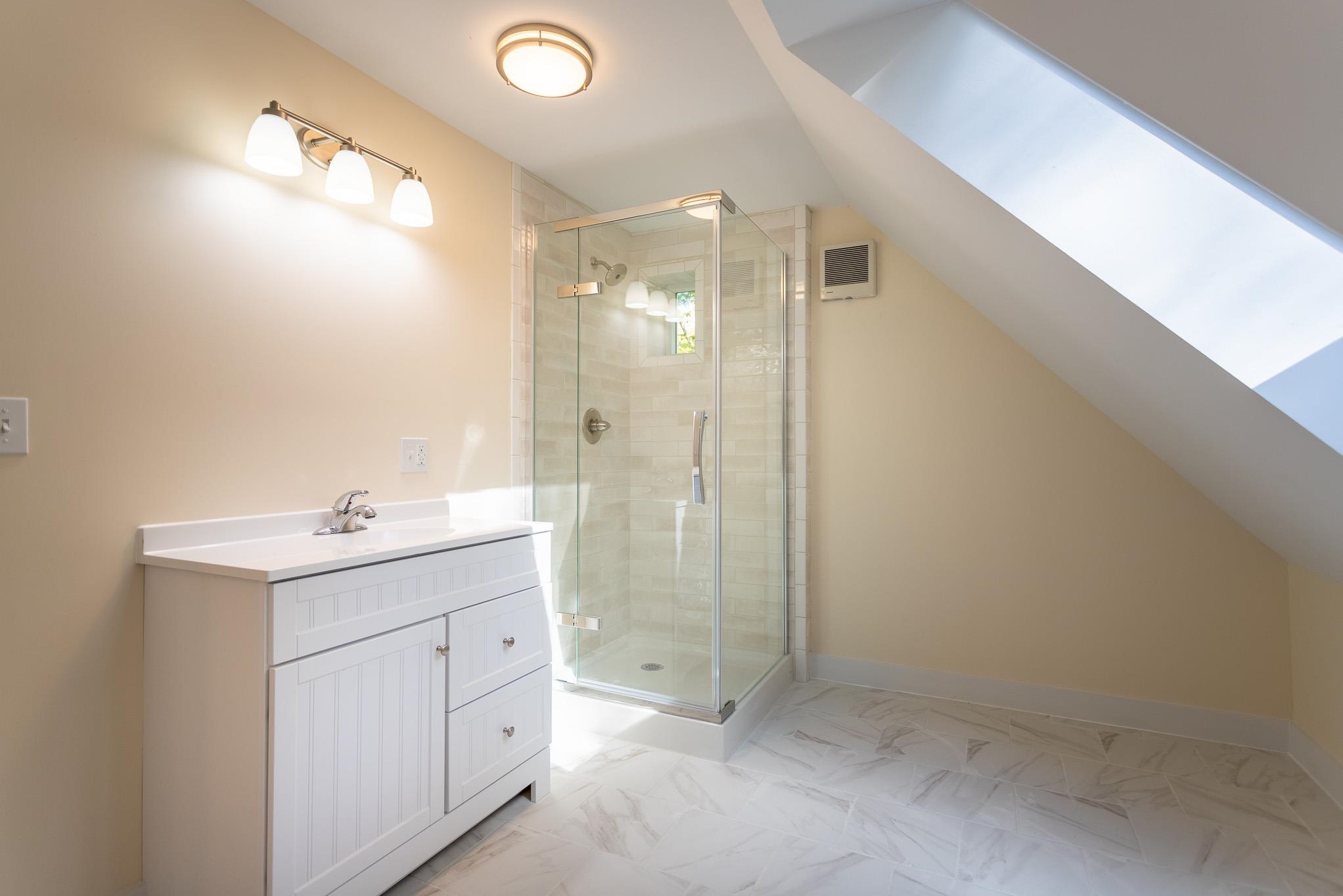 58 River Road Stratham, NH 03885 - Photo 12 of 26