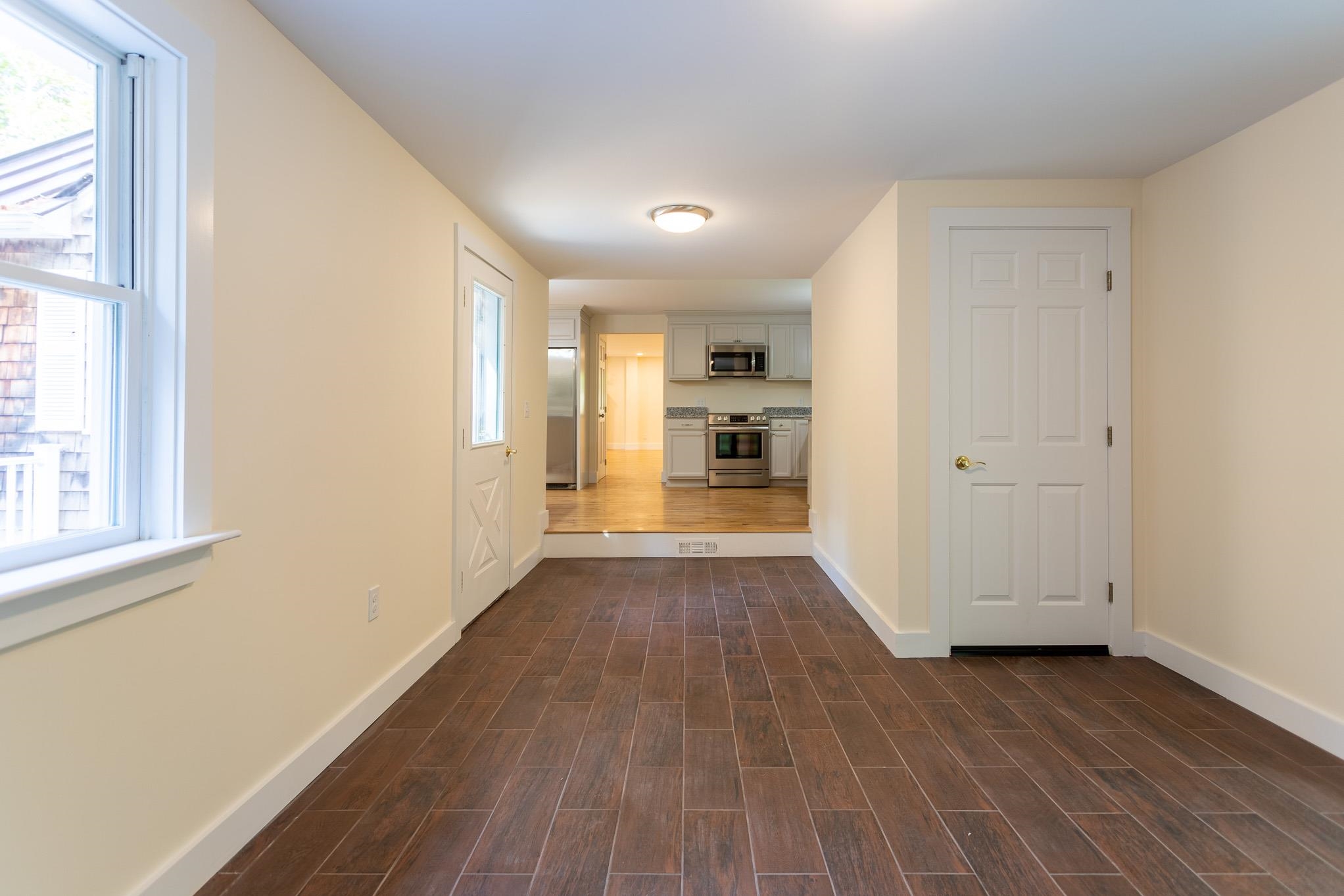 58 River Road Stratham, NH 03885 - Photo 7 of 26