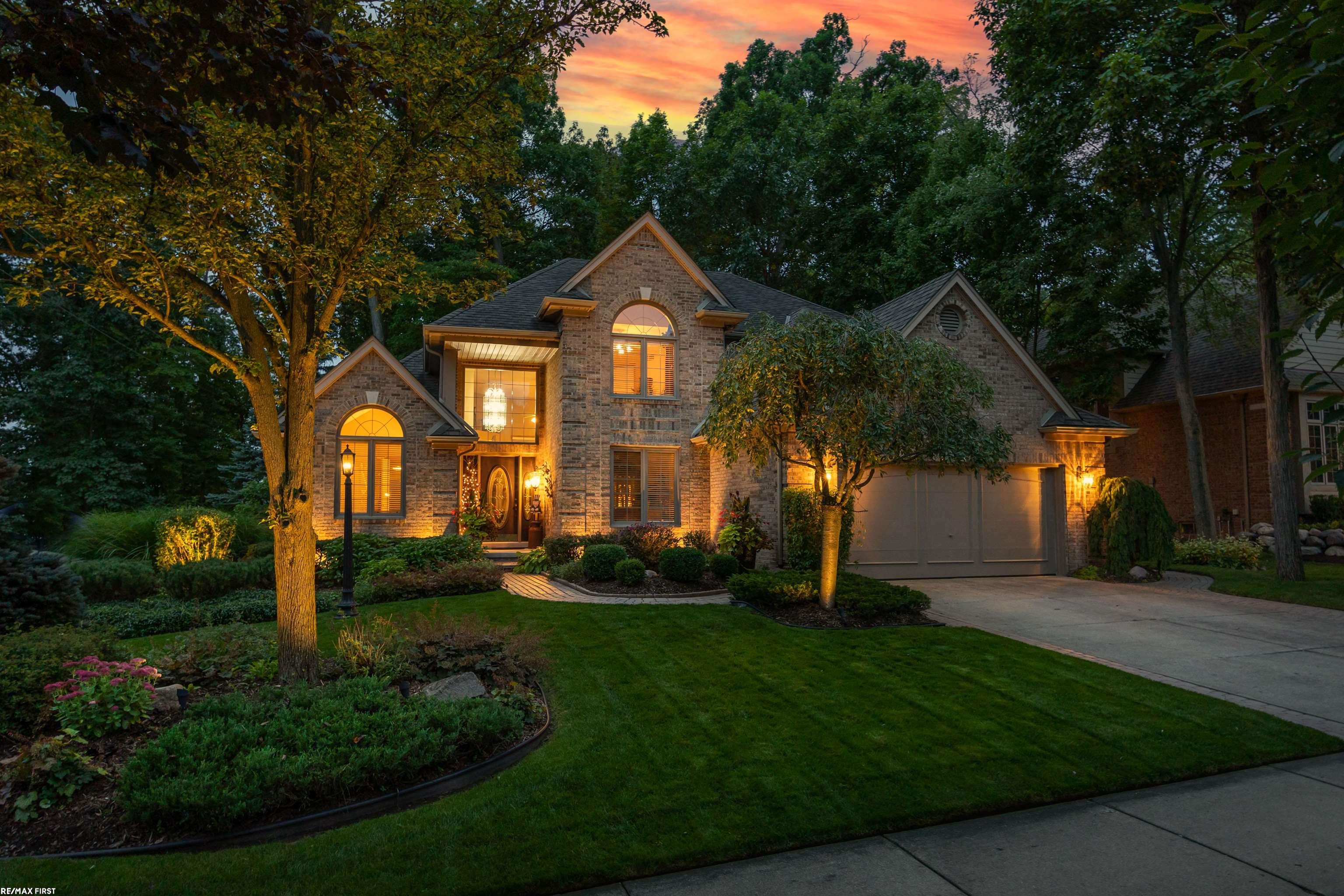 528 Misty Brook Lane Rochester Hills, MI 48307 - Photo 1 of 63