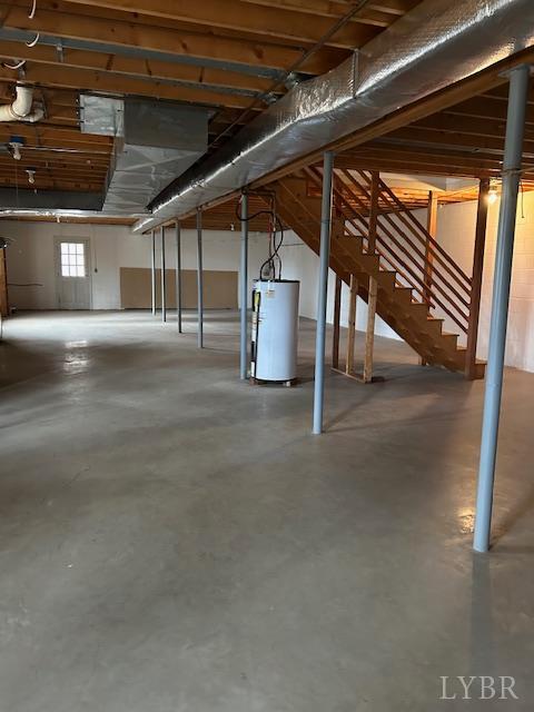 116 Vista Drive Amherst, VA 24521 - Photo 14 of 21 a view of an empty room with a garage