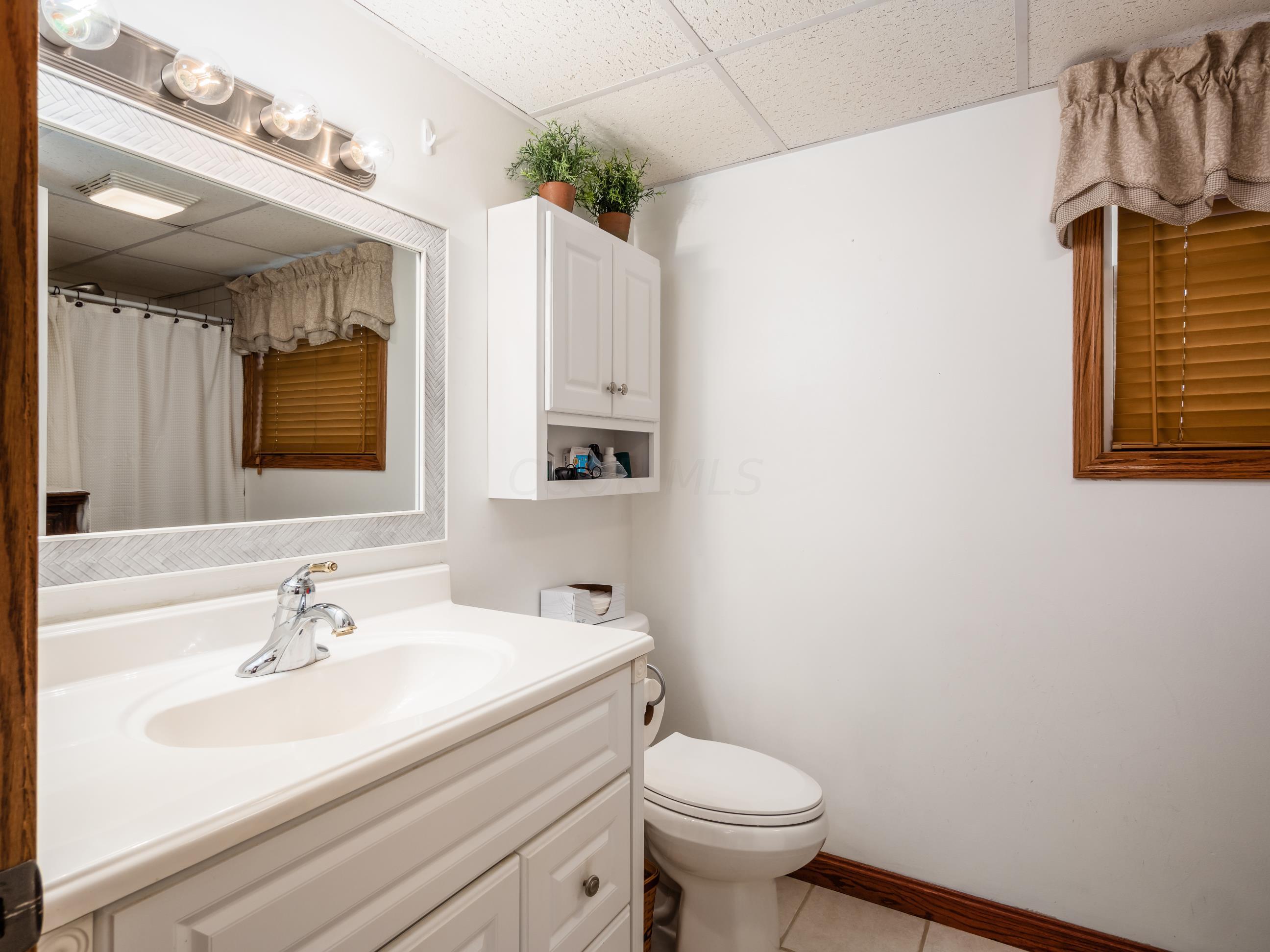640 Rix Mills Road New Concord, OH 43762 - Photo 21 of 34 640 Rix Mills-lower level full bath