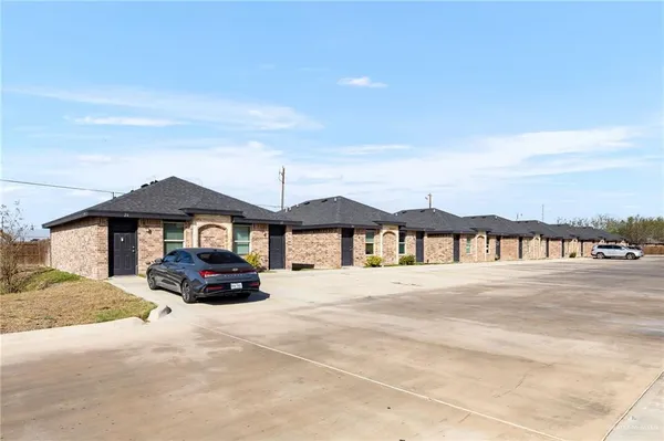$900 | 1105 West Kennedy Street, Unit 19, Pharr, TX 78577