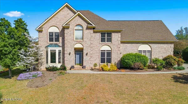 $755,000 | 10609 Riverlake Drive, Knoxville, TN 37922