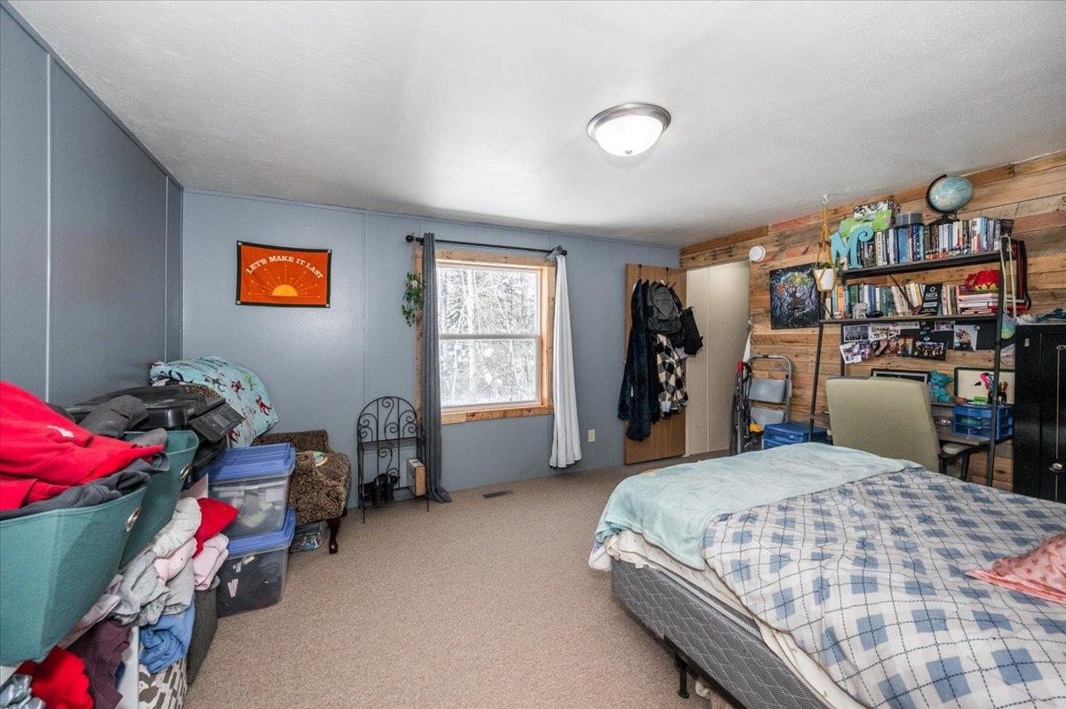 4390 South Kellogg Road South Range, WI 54874 - Photo 13 of 21