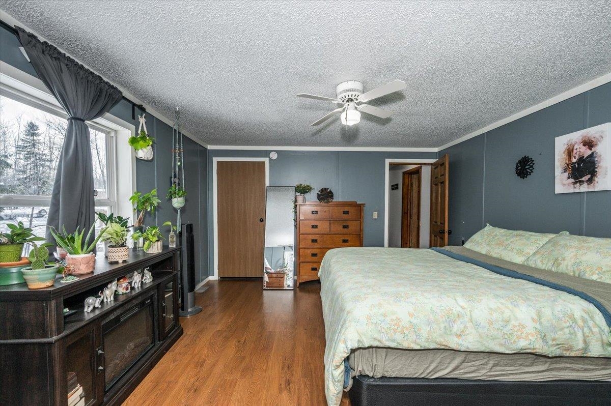 4390 South Kellogg Road South Range, WI 54874 - Photo 17 of 21