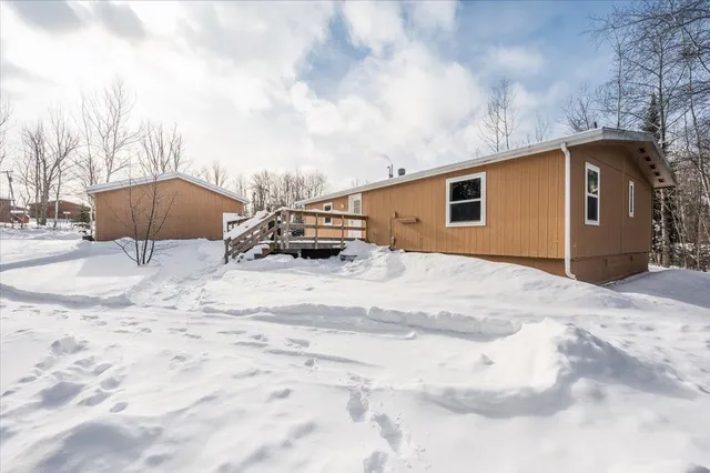 $235,000 | 4390 South Kellogg Road, South Range, WI 54874