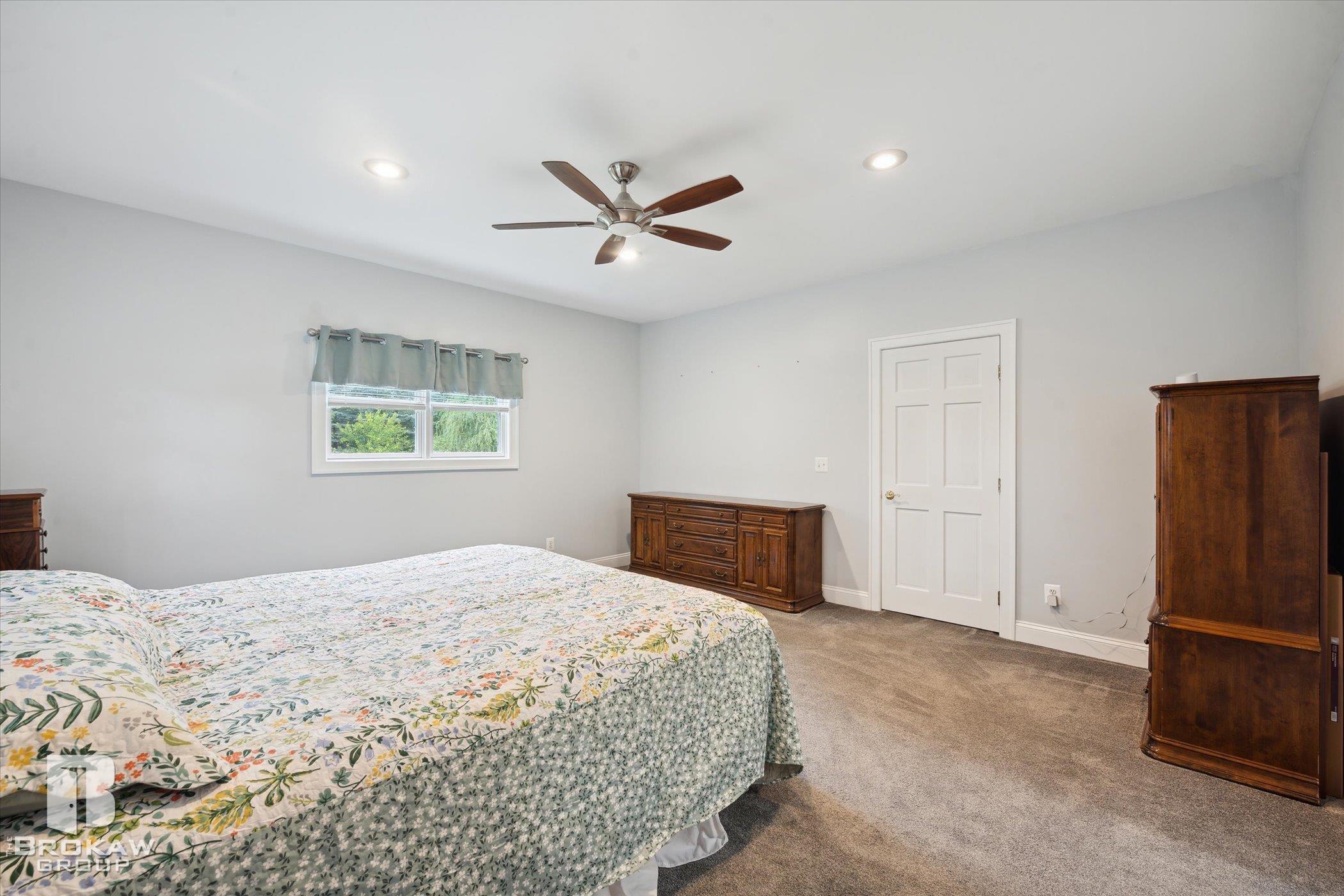 1243 Butcher Road Fenton, MI 48430 - Photo 26 of 69 50150453-d4e849ac-4e88-46dc-9b20-e84e942f330a.JPG