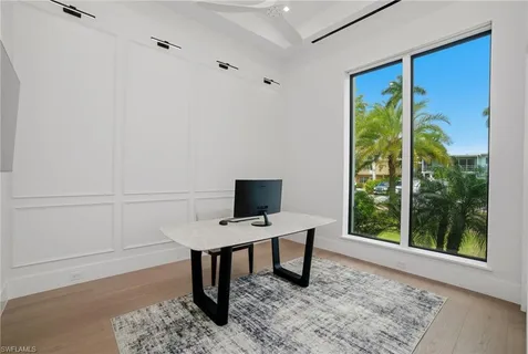 $13,995,000 | 264 8th Avenue South, Naples, FL 34102