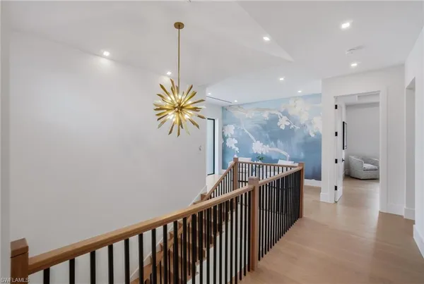 $13,995,000 | 264 8th Avenue South, Naples, FL 34102