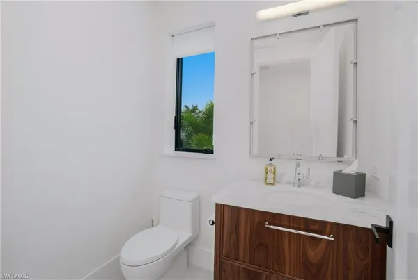 $13,995,000 | 264 8th Avenue South, Naples, FL 34102