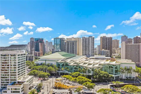 $315,000 | 1655 Makaloa Street, Unit 2114, Honolulu, HI 96814