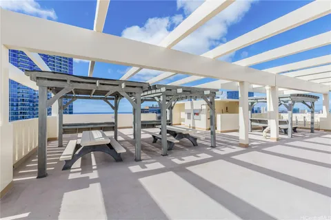 $315,000 | 1655 Makaloa Street, Unit 2114, Honolulu, HI 96814