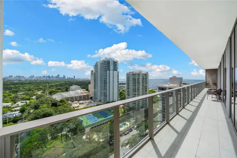 $4,250,000 | 2678 Tigertail Avenue, Unit 1702, Miami, FL 33133