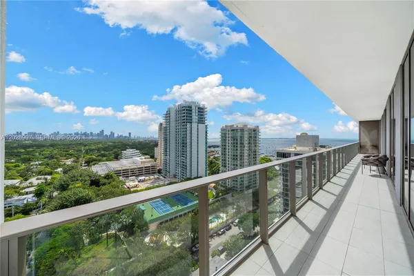$4,250,000 | 2678 Tigertail Avenue, Unit 1702, Miami, FL 33133