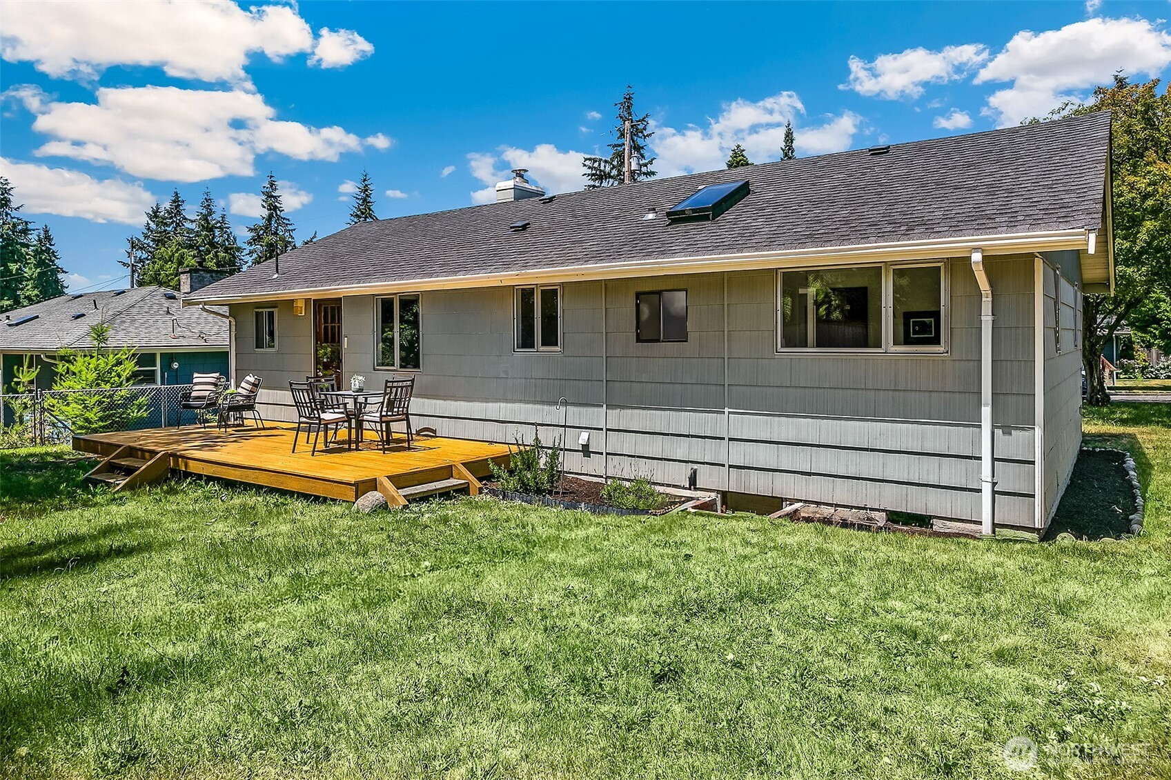 8910 217th Street Southwest Edmonds, WA 98026 - Photo 19 of 24