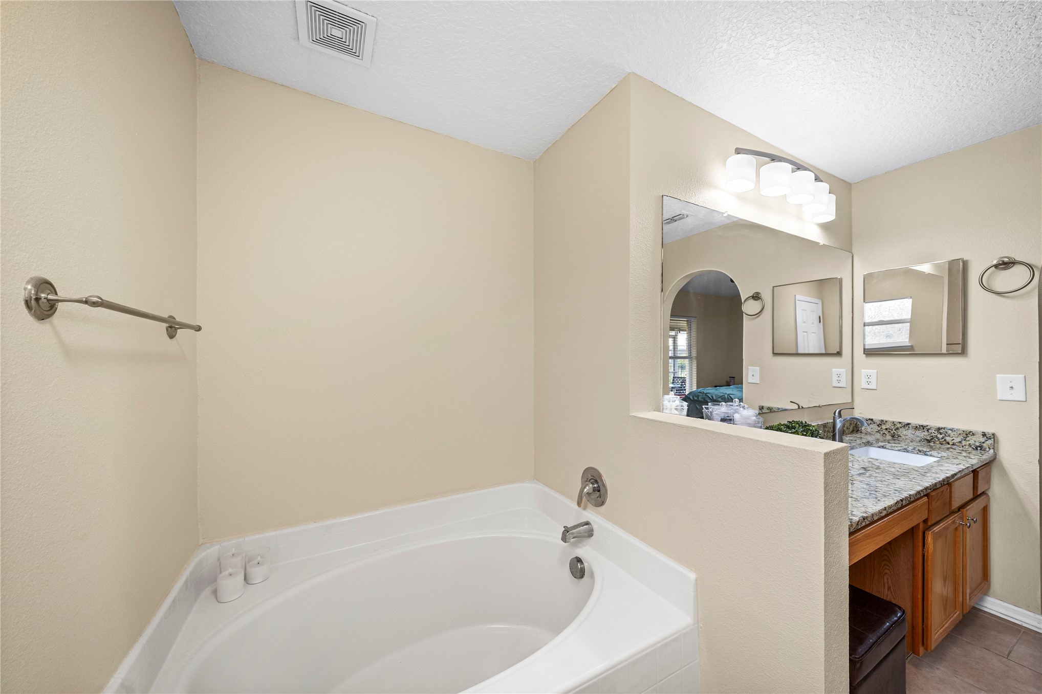 76170 Longleaf Loop Yulee, FL 32097 - Photo 19 of 32 Gallery Image 19