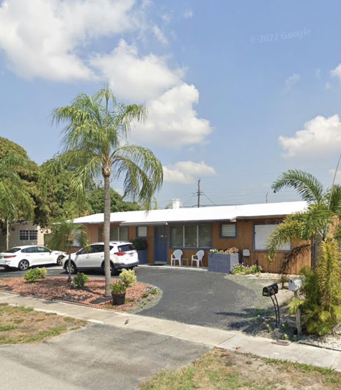 641 Northeast 23rd Pl  