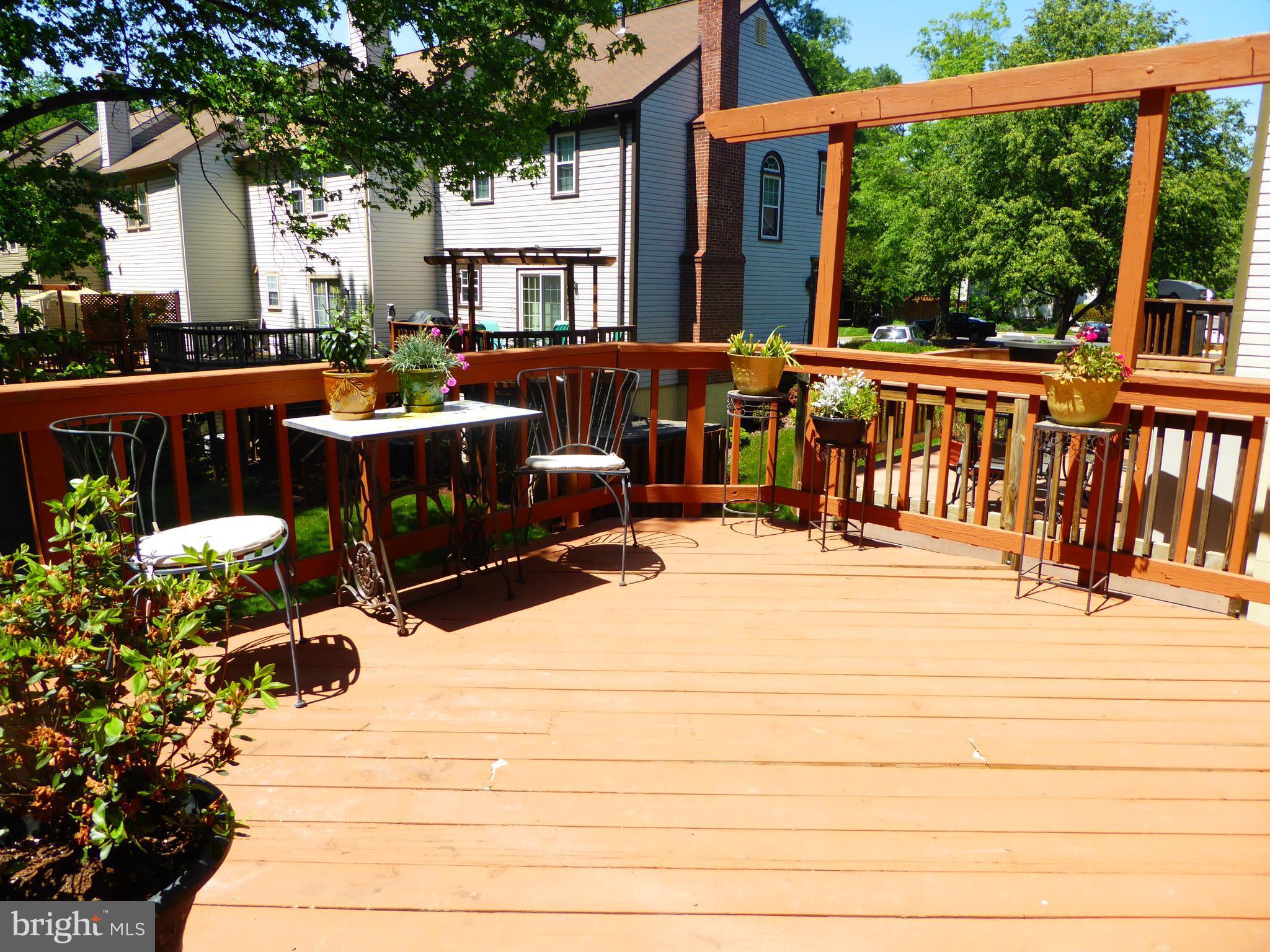 11947 Sentinel Point Court Reston, VA 20191 - Photo 25 of 27 Patio Deck