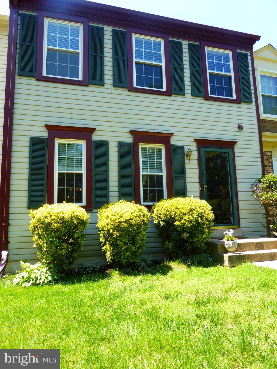 11947 Sentinel Point Court Reston, VA 20191 - Photo 26 of 27 Colonial Facade