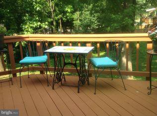 11947 Sentinel Point Court Reston, VA 20191 - Photo 9 of 27 Patio Deck