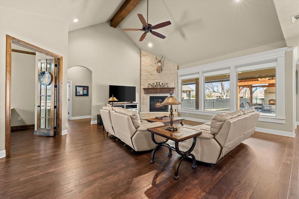 6301 Weatherby Road Granbury, TX 76049 - Photo 14 of 40