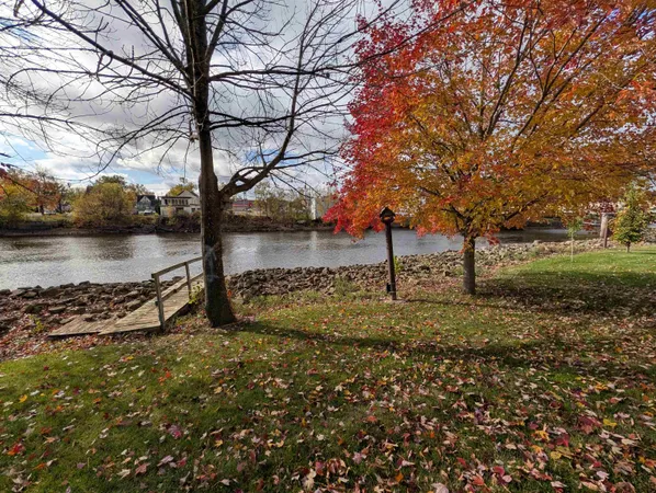 $319,900 | 114 East North Water Street, New London, WI 54961