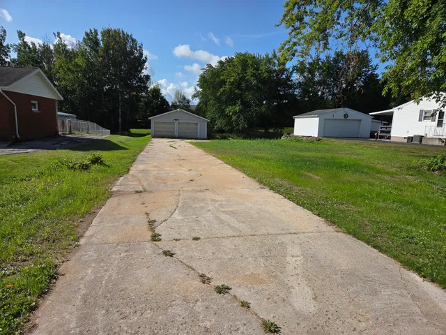 $75,000 | 420 East Church Street, Mishicot, WI 54228