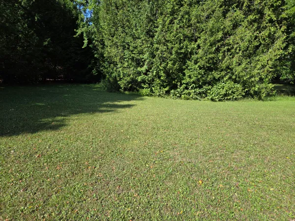 $75,000 | 420 East Church Street, Mishicot, WI 54228