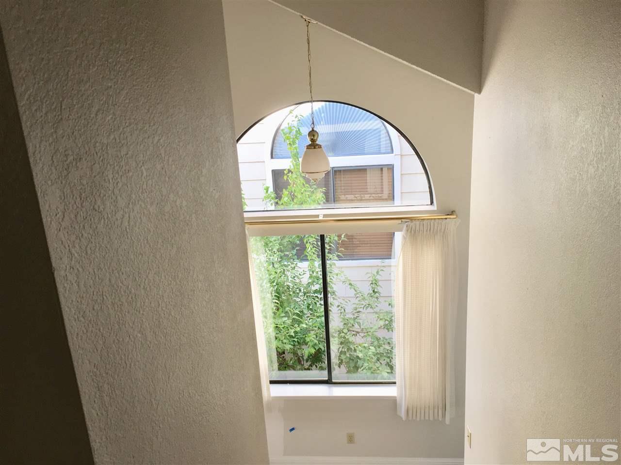 4045 Snowshoe Lane Reno, NV 89502 - Photo 7 of 15 Photo 7
