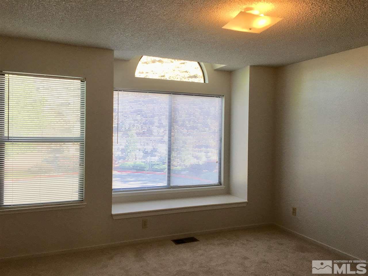 4045 Snowshoe Lane Reno, NV 89502 - Photo 10 of 15 Photo 10